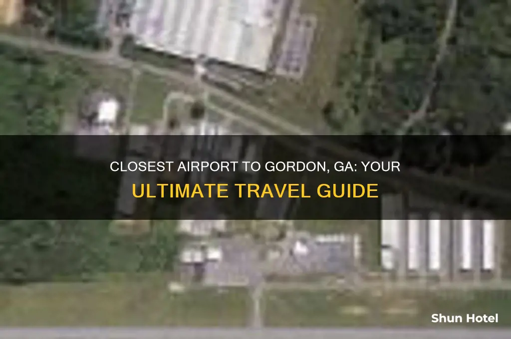 what is the closest airport to gordon ga