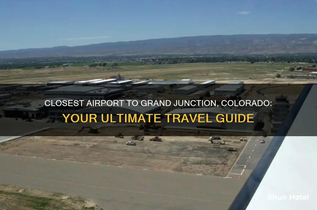 what is the closest airport to grand junction colorado