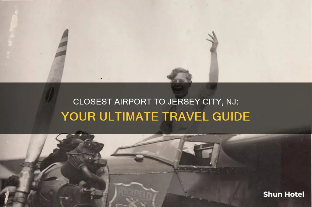what is the closest airport to jersey city nj