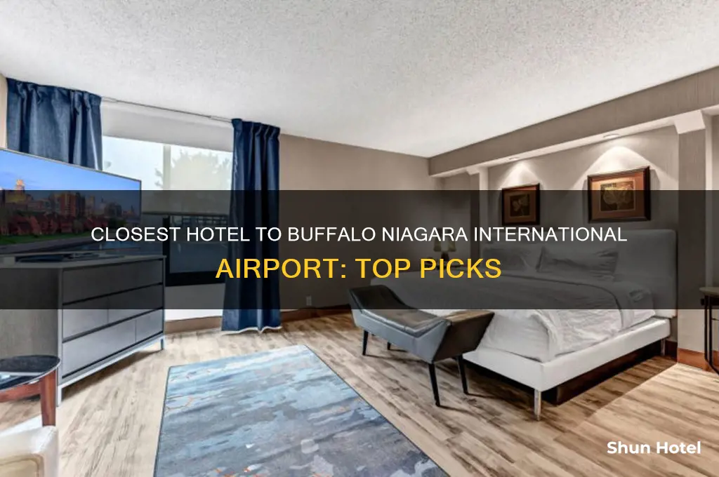 what is the closest hotel to buffalo niagara international airport
