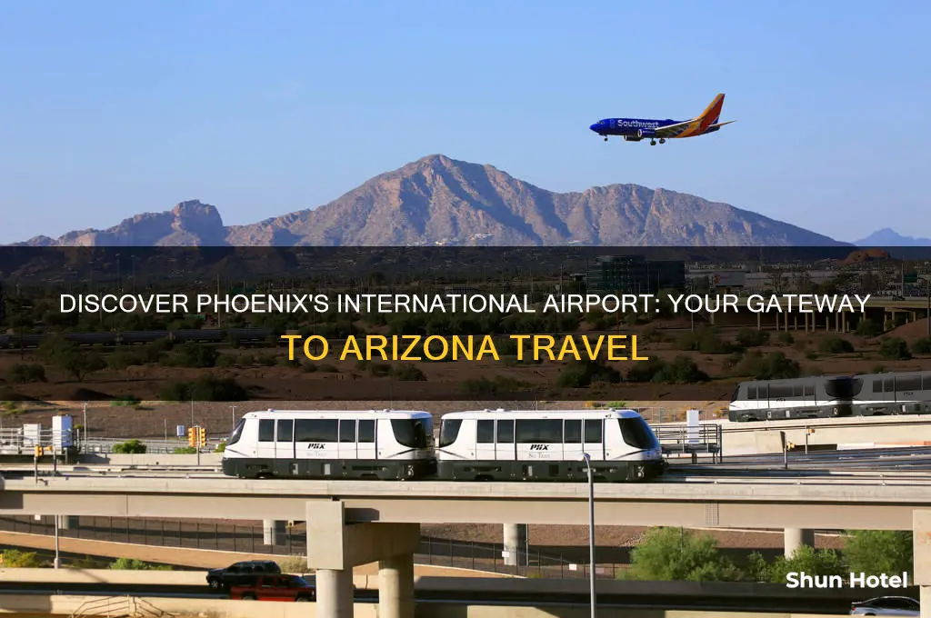 what is the international airport for phoenix arizona
