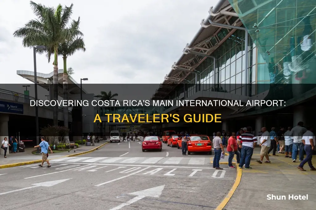 what is the international airport in costa rica