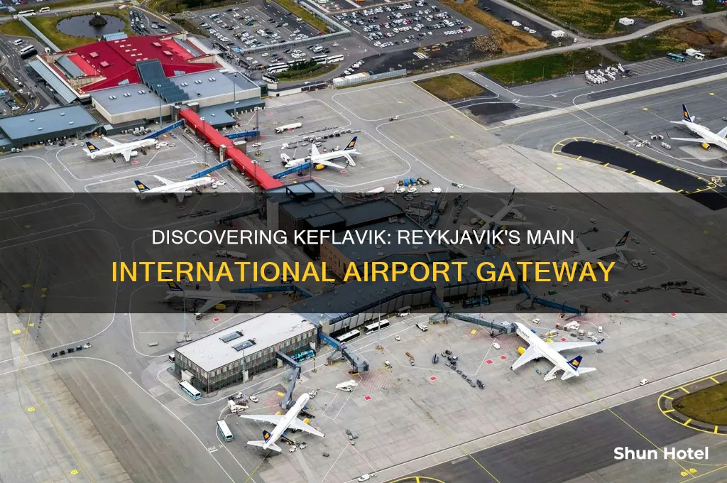 what is the main international airport in reyjkavik