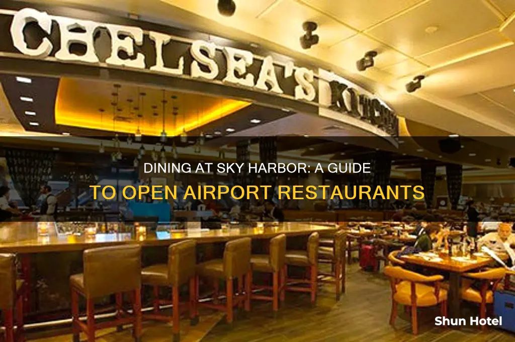 what restaurants are open at sky harbor airport