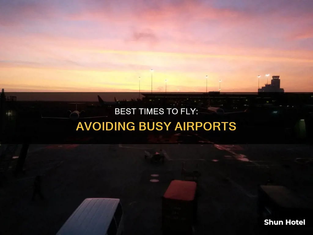 what time are airports least busy