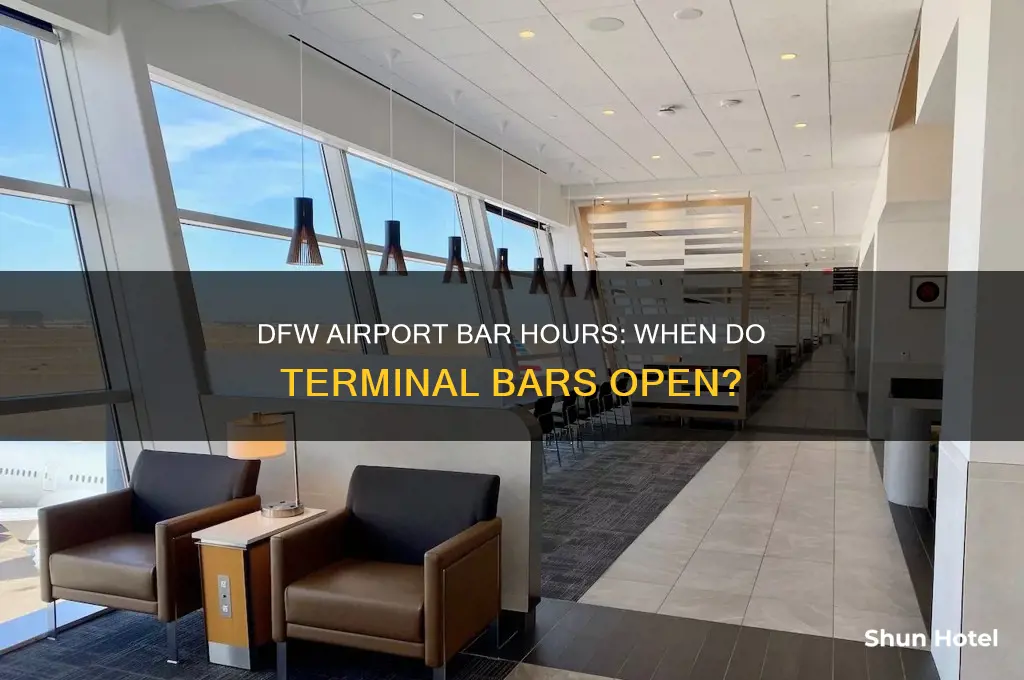 what time do bars open at dfw airport
