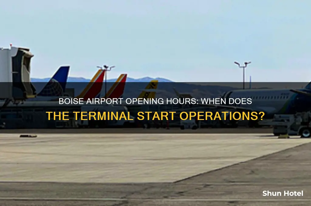 what time does boise airport open