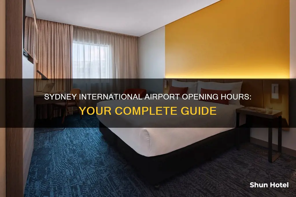 what time does sydney international airport open