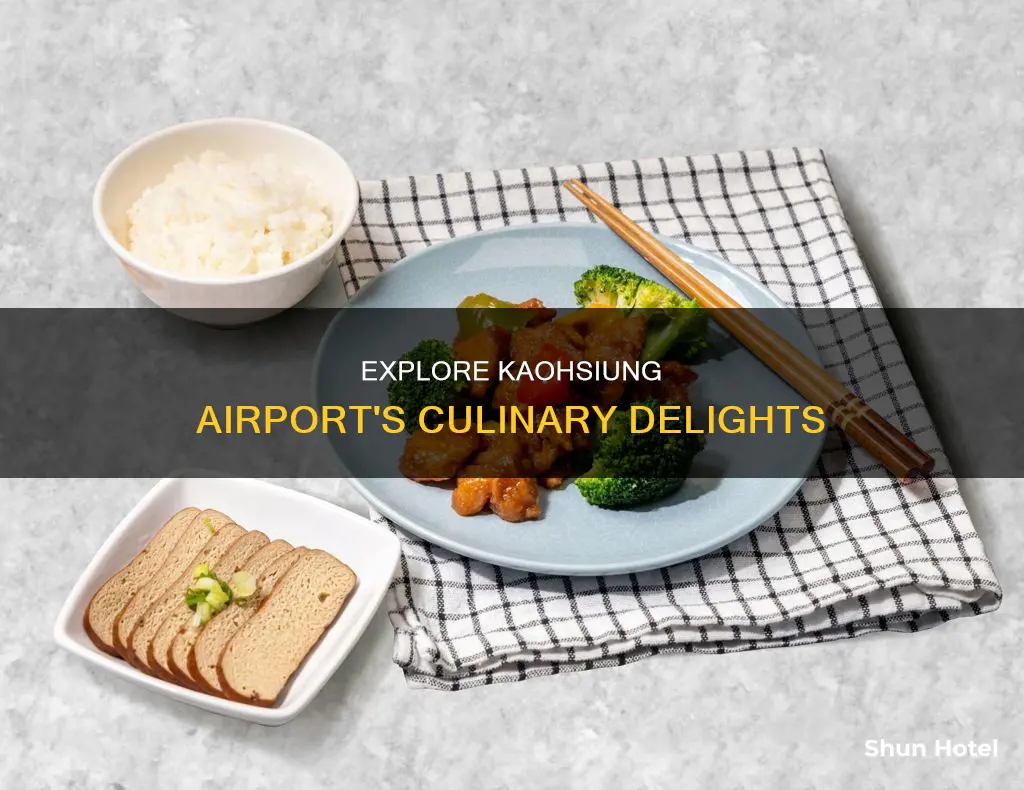what to eat at kaohsiung airport