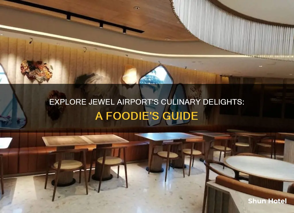 what to eat in jewel airport