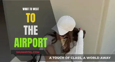 Airport Outfit Ideas for Comfort and Style