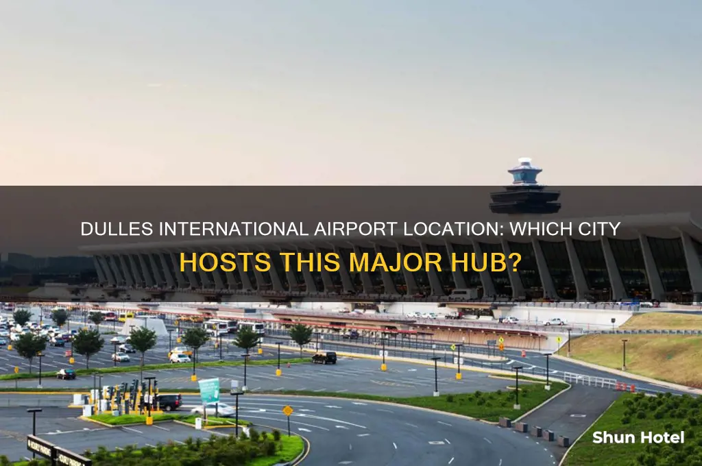 what what city is dulles international airport in