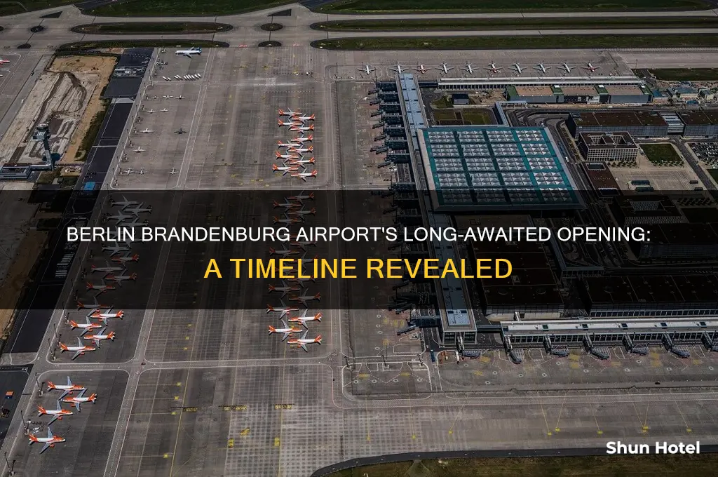 when did berlin brandenburg airport open
