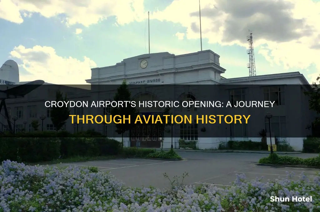 when did croydon airport open