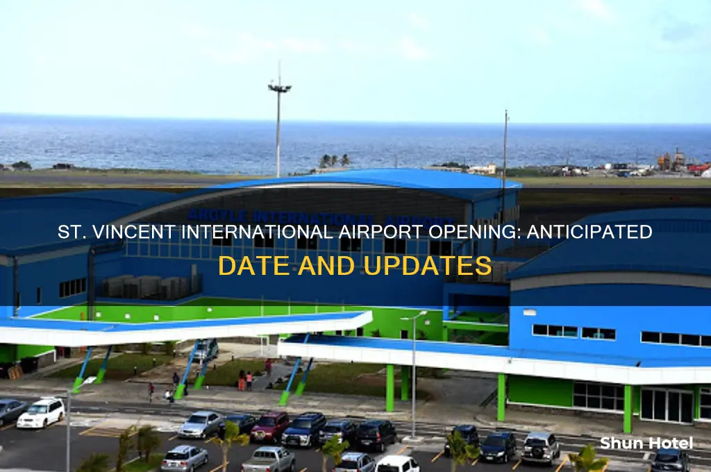 when will st vincent international airport open