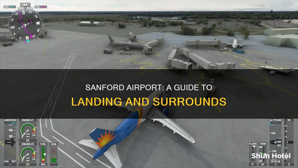 where does daytona sanford airport land