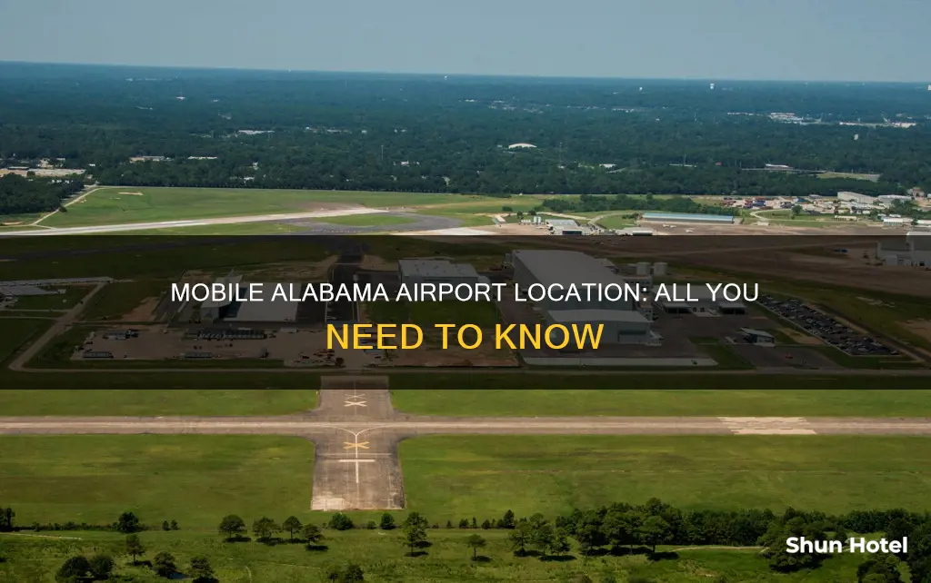 where is airport in mobile al