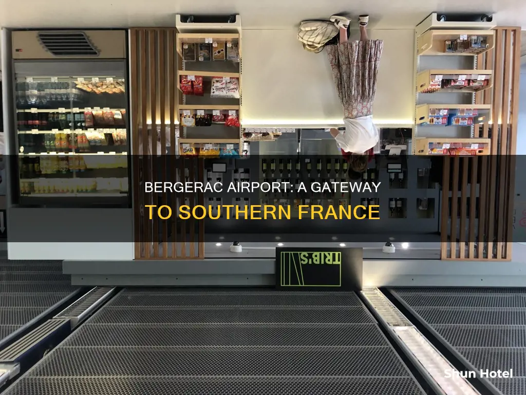 where is bergerac airport in france