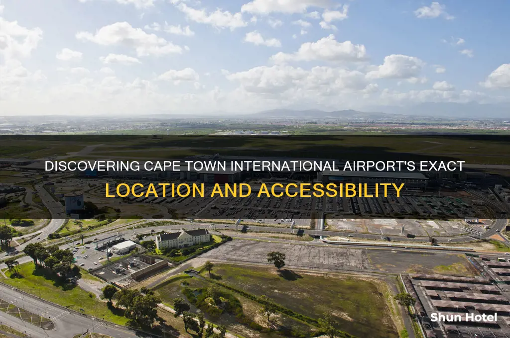 where is cape town international airport