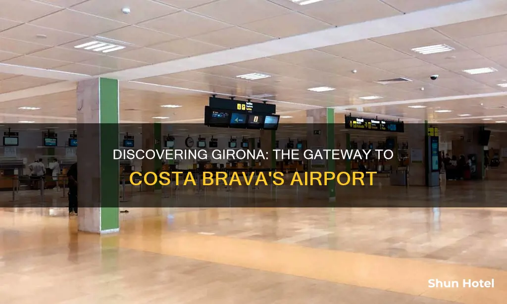 where is girona costa brava airport