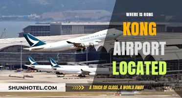 Hong Kong Airport: Location and Surroundings