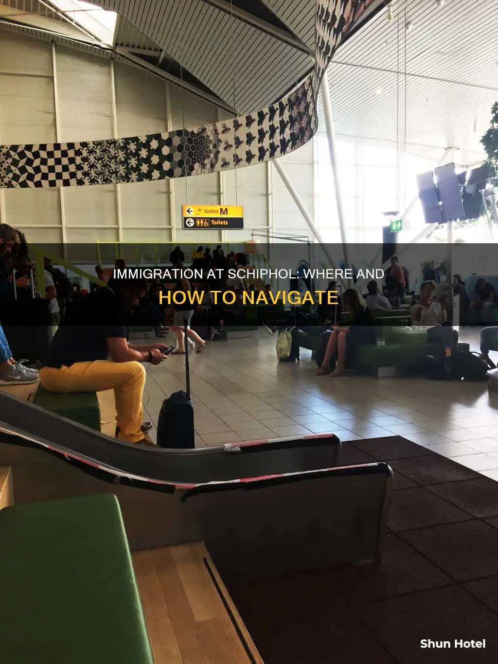 where is immigration at schiphol airport