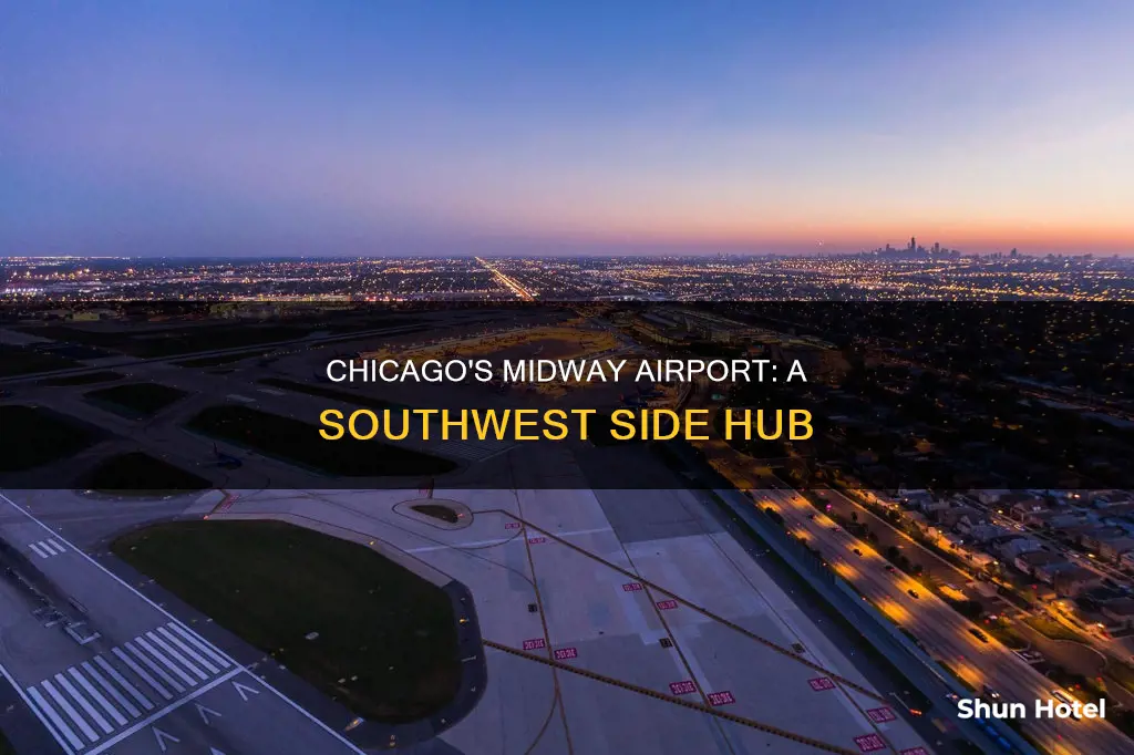 where is midway chicago airport located