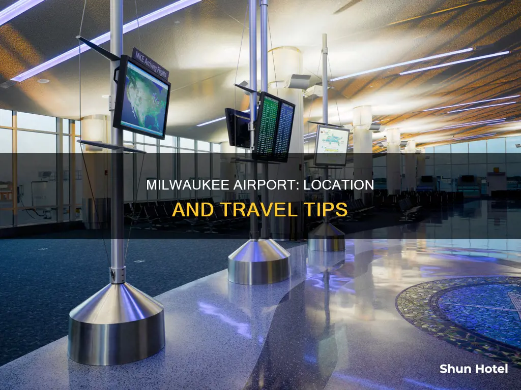 where is the airport in milwaukee