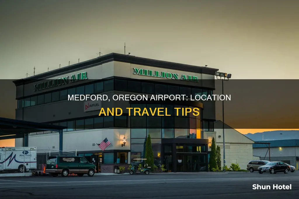 where is the medford oregon airport
