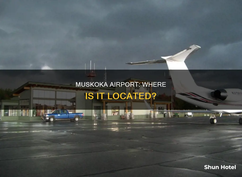 where is the muskoka airport located