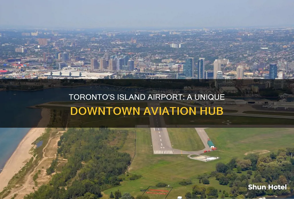 where is toronto city airport ytz