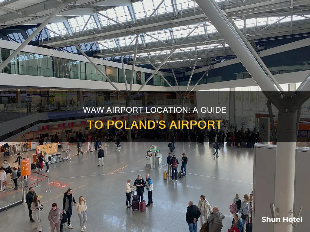 where is waw airport in polad