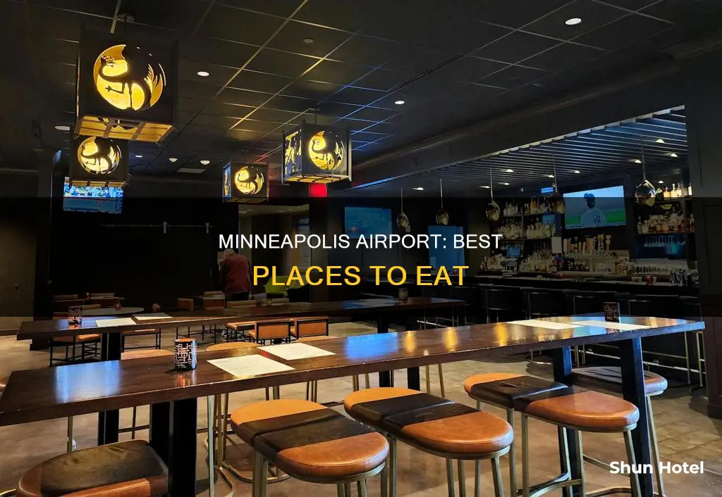 where to eat at minneapolis airport