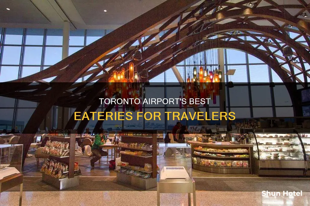 where to eat at toronto airport