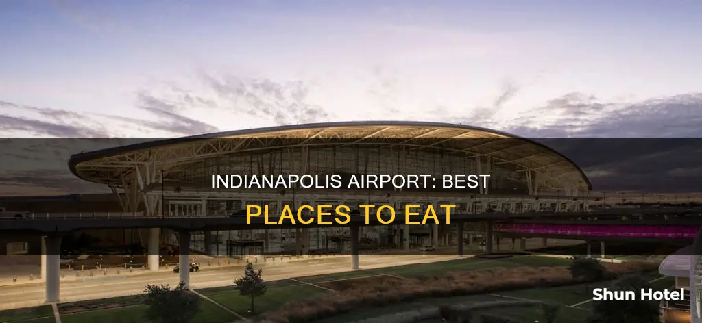 where to eat in indianapolis airport