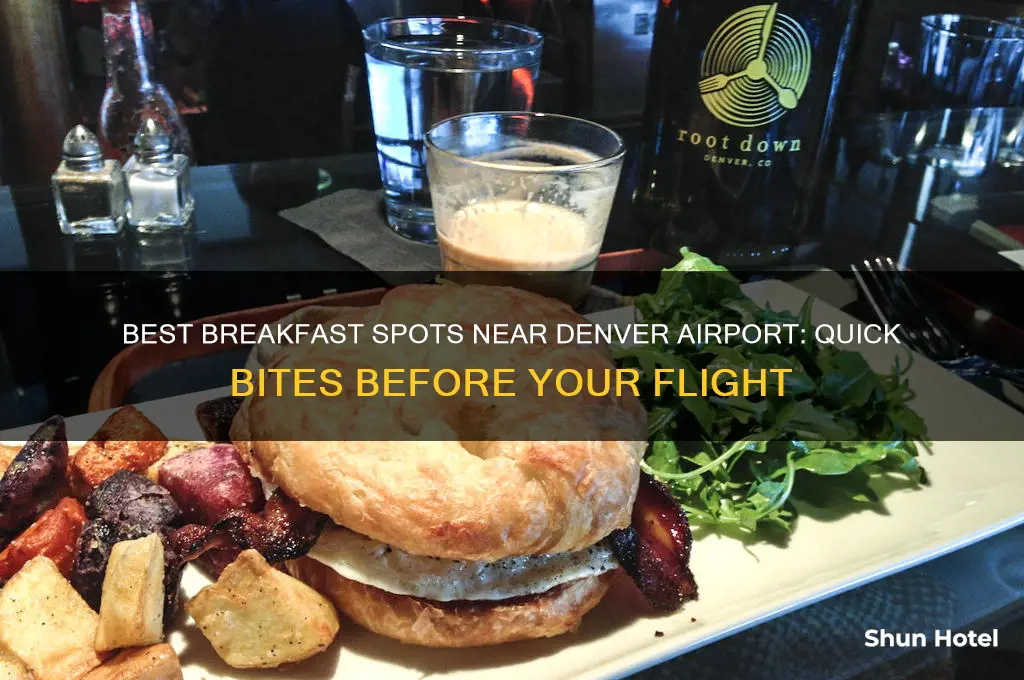 where to get breakfast near denver airport