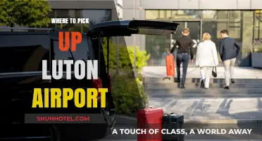 Luton Airport: Best Pick-up Spots for Drivers