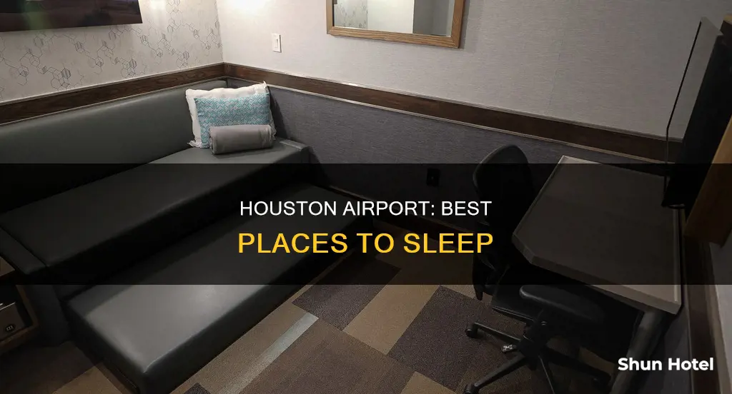 where to sleep at houston airport