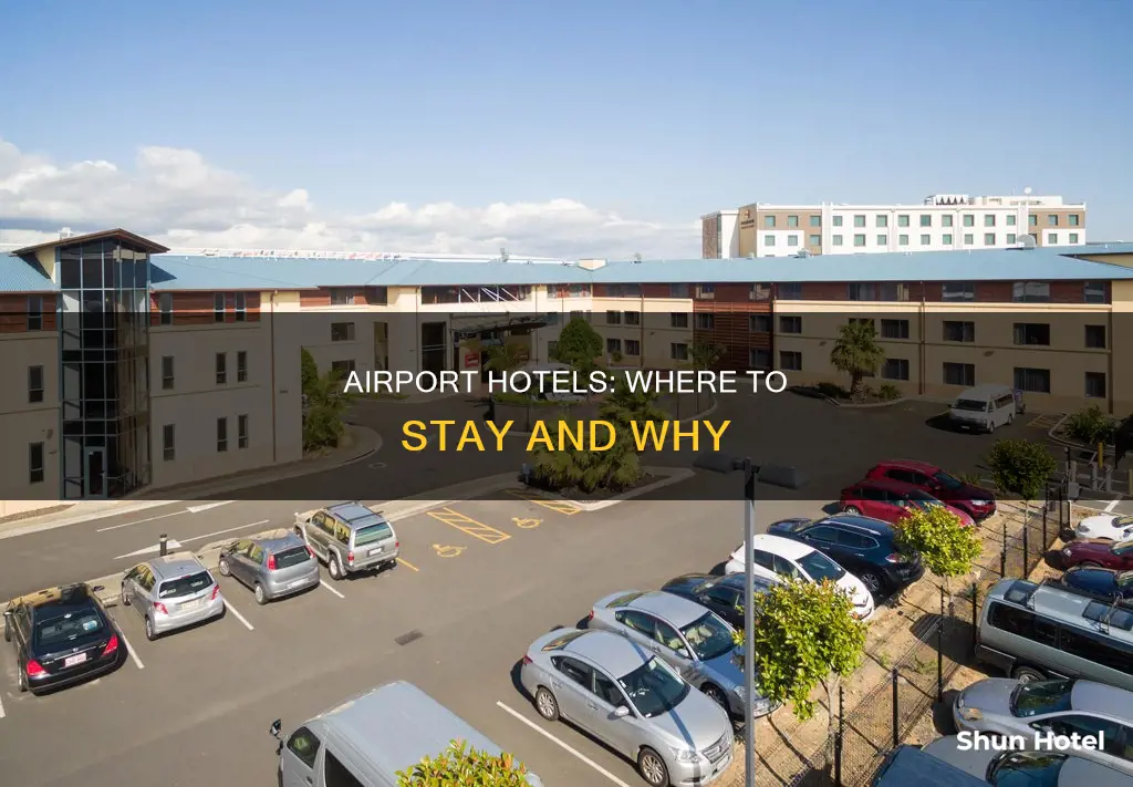 where to stay in airport hotel