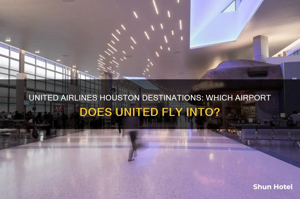 which airport does united fly into in houston