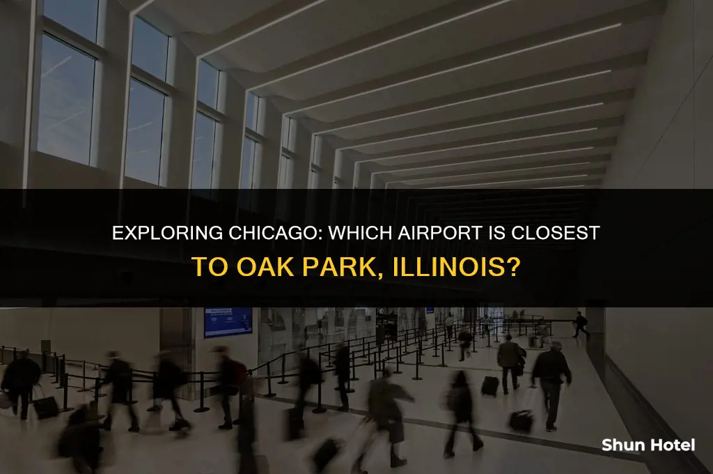 which airport is closest to oak park illinois