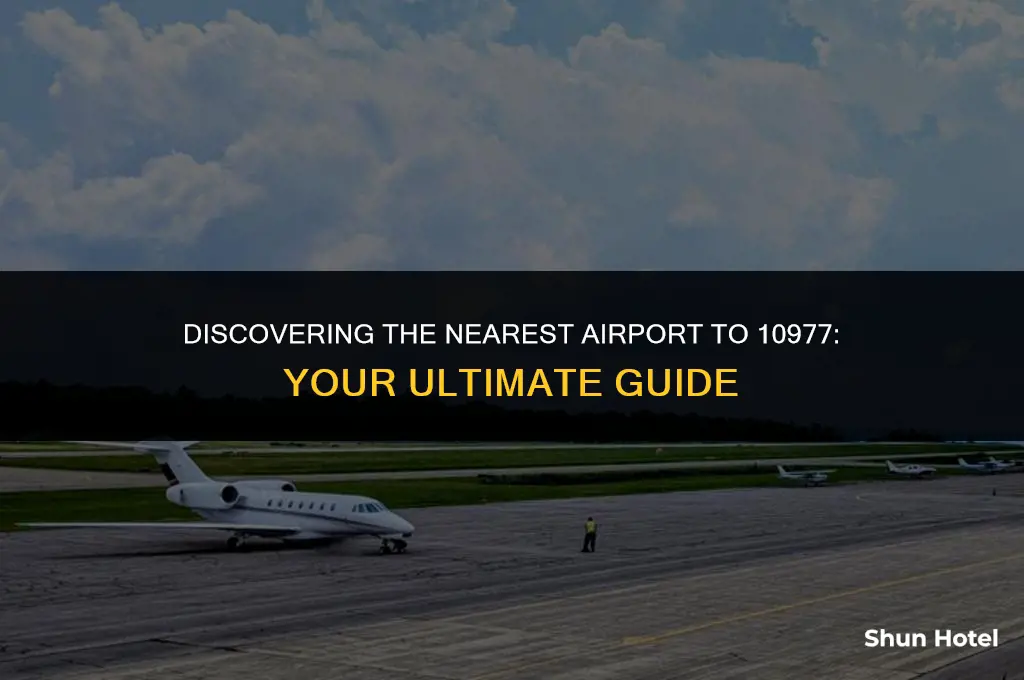 which airport is the closest to 10977