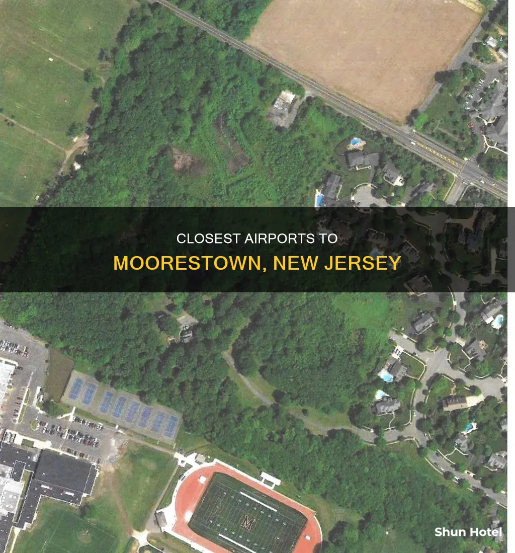 which airport nearby moorestown nj 08057