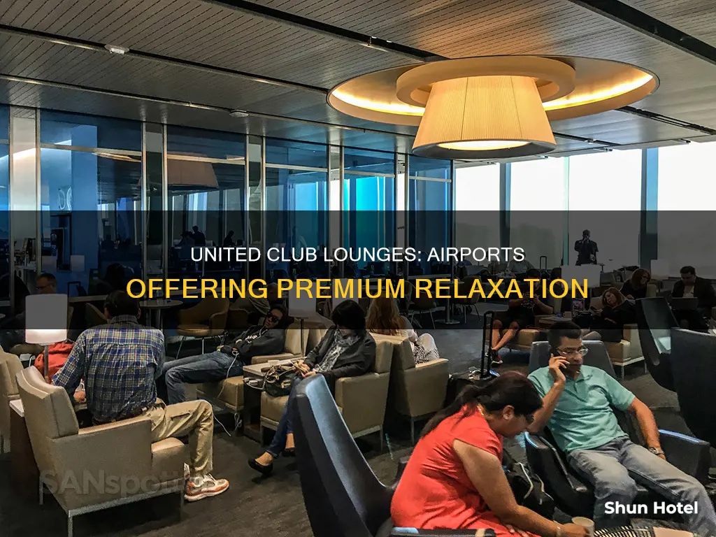 which airports have a united club