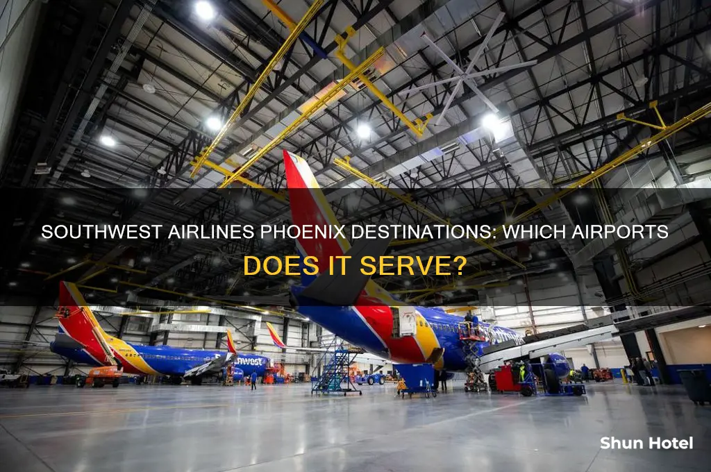 which phoenix airports does southwest fly into