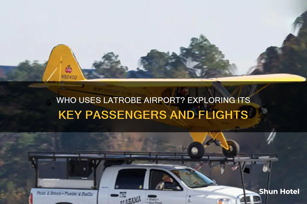 who flies into latrobe airport