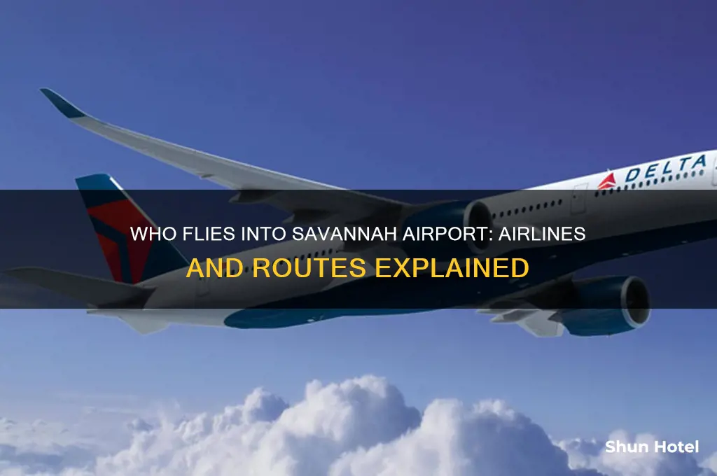 who flies into savannah airport
