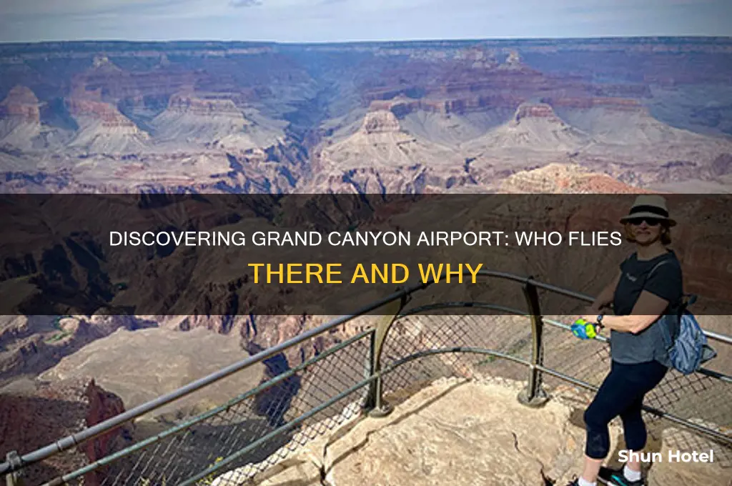 who flies to grand canyon airport
