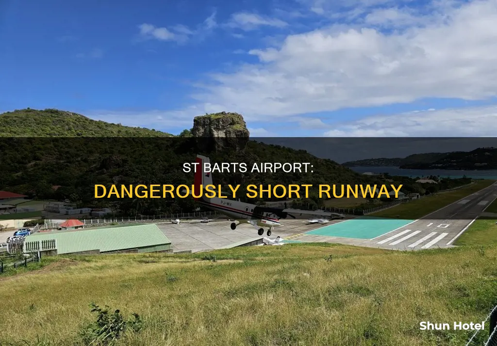 why is st barts airport dangerous