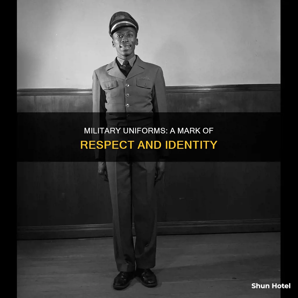 why military people weae uniform airport